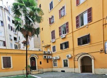 San Pietro's - Affittacamere