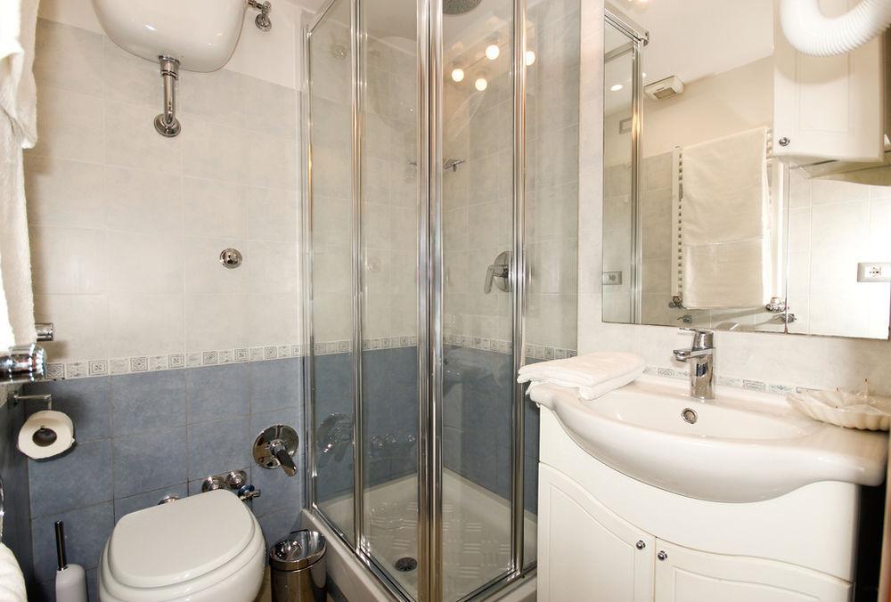 San Pietro's - 2*