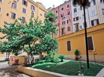 San Pietro's - 2* Roma
