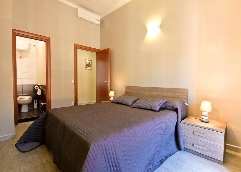 San Pietro's - Affittacamere 2*